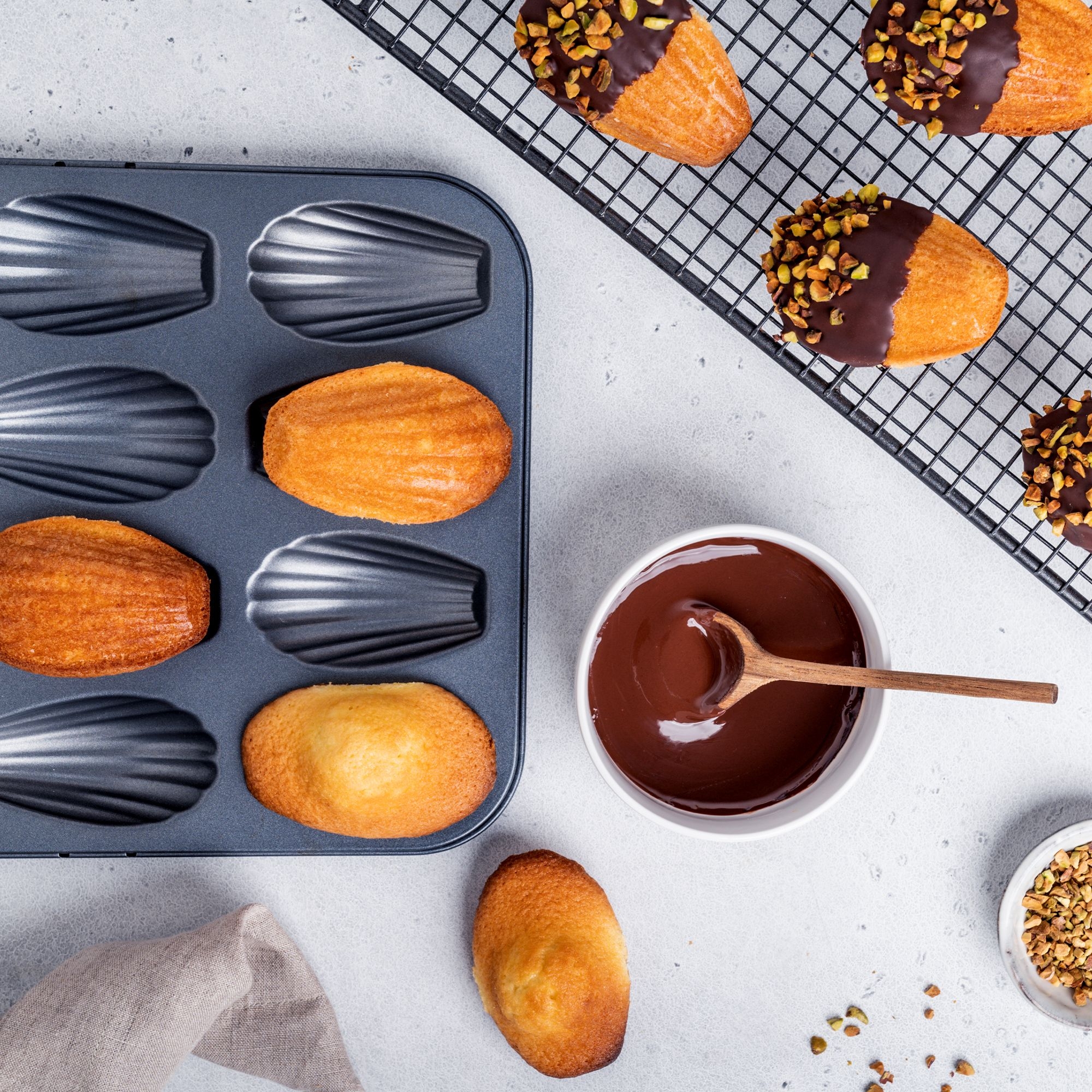 de Buyer - Blechform 12 Madeleines - Antihaft