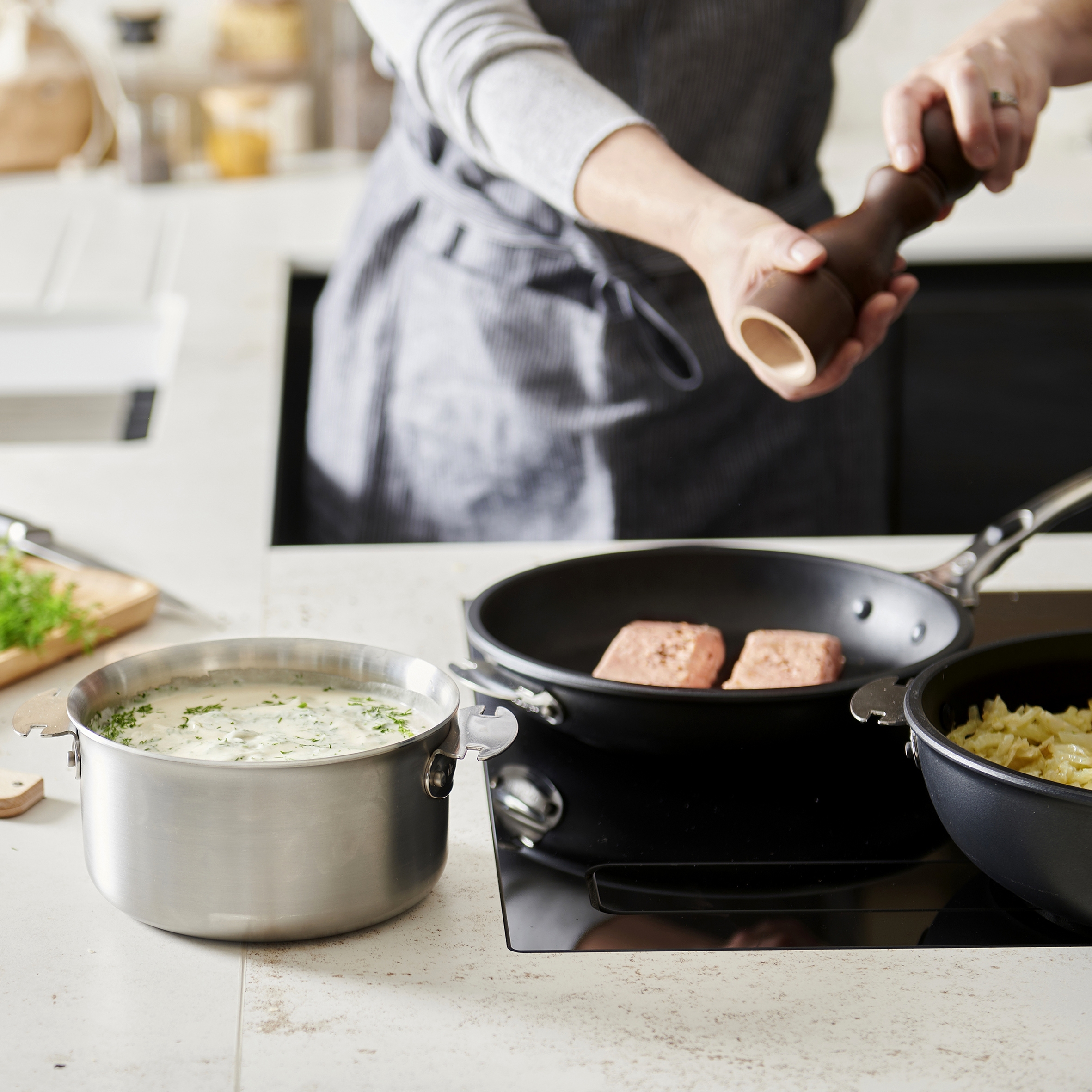 de Buyer - Non-stick frypan in 2 Sizes - CHOC EXTREME LOQY